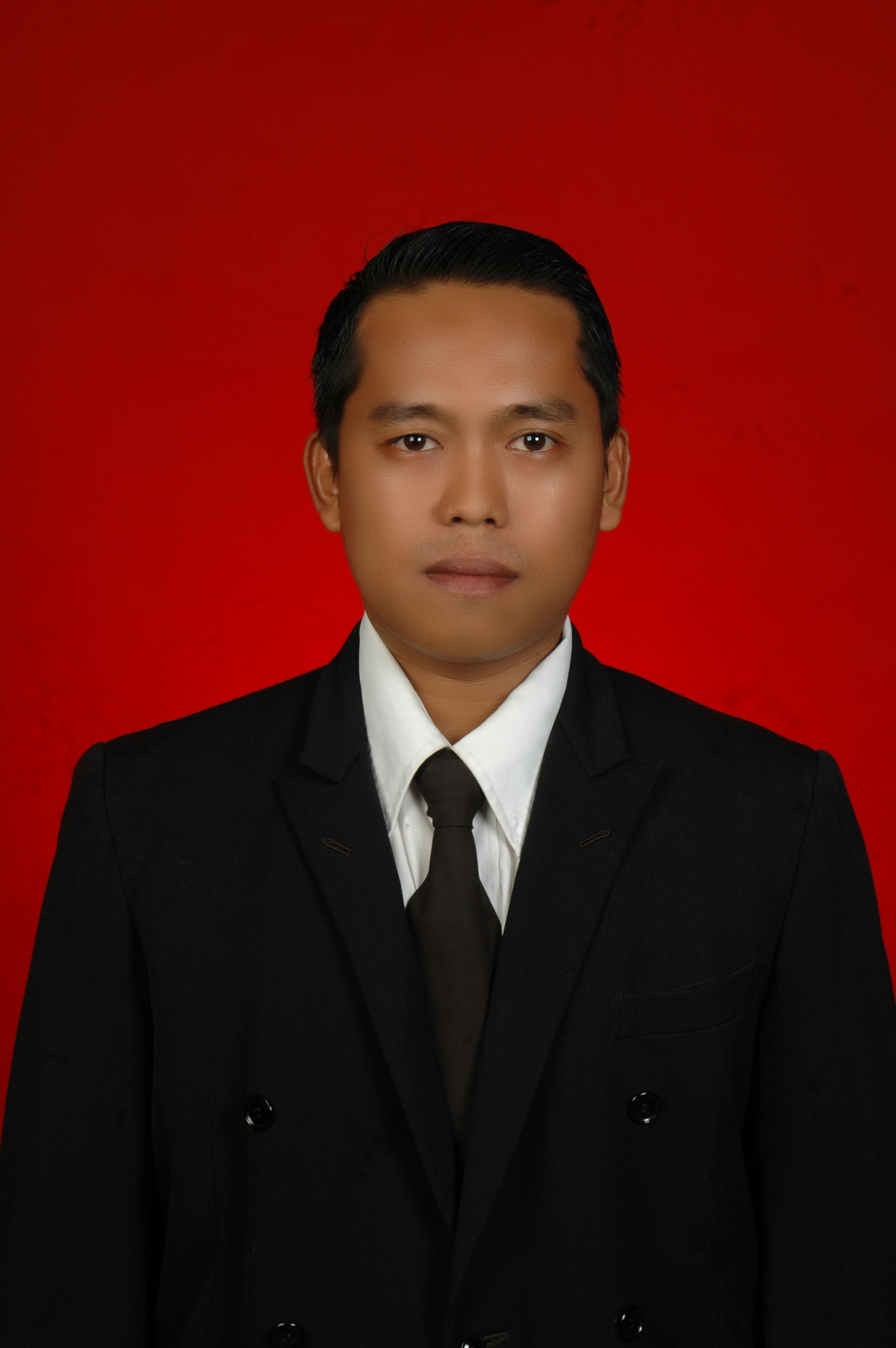 IWIN INDRA, S.H.I., M.H.